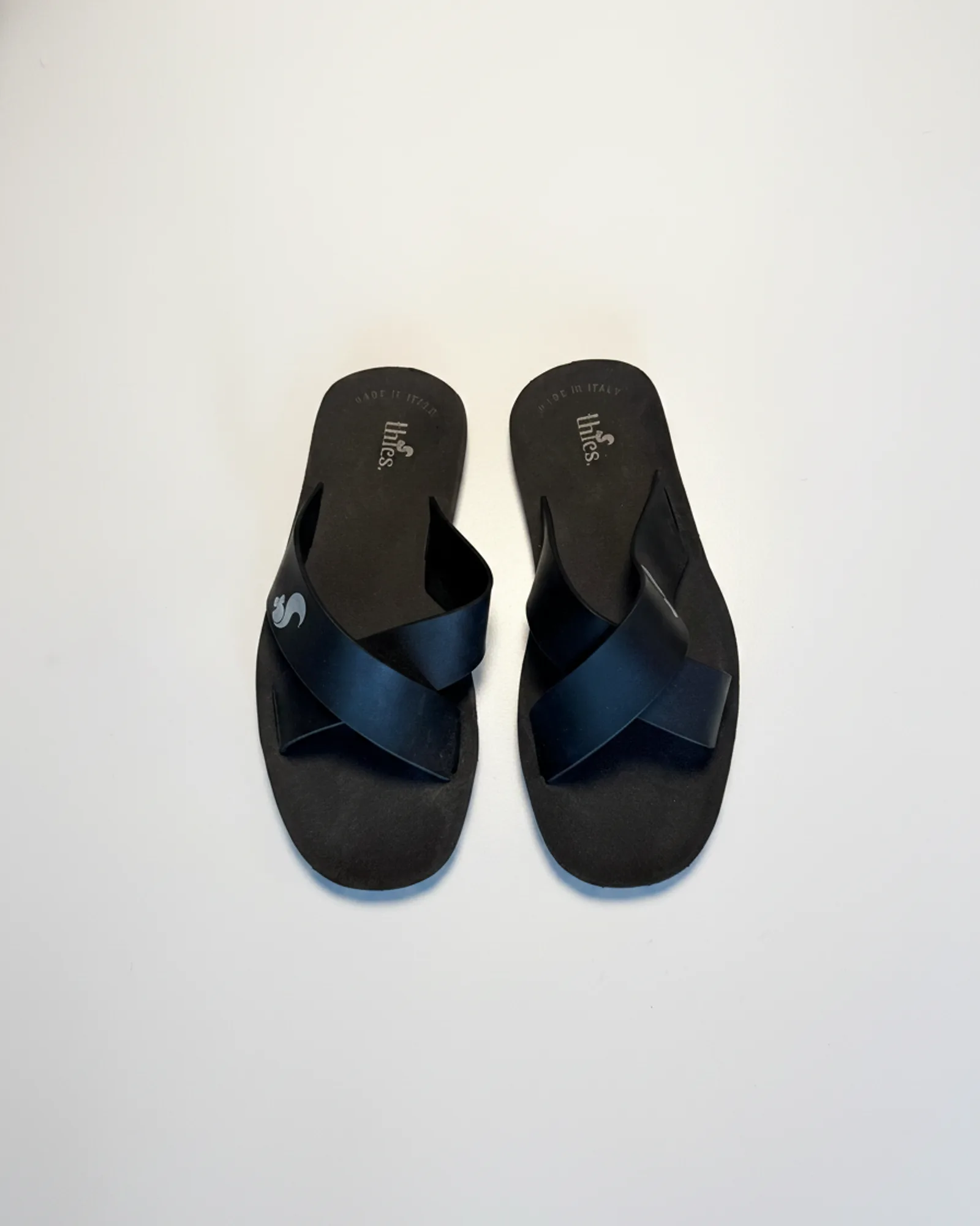 Unbranded סנדלים מוצלבים, שחור, מבט נוסף