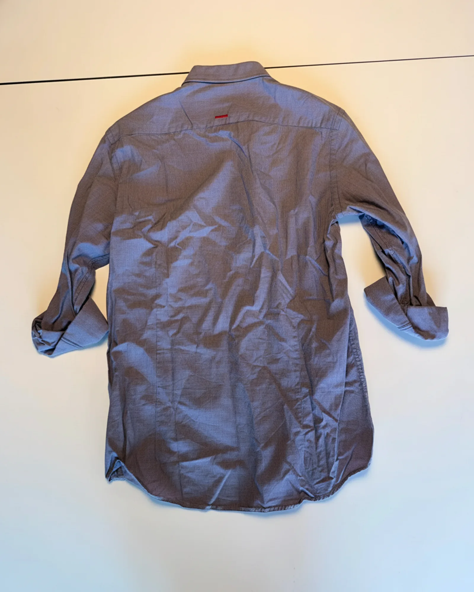Unbranded חולצת צ׳מברי, סגול־אפרסק דהוי, מבט נוסף